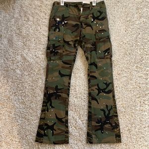 MNML paint splatter camo design pant